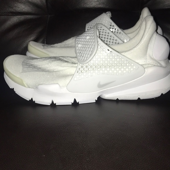 ❌SOLD❌ Nike Sock Dart Running Sneaker Sz 9 & 8 - Picture 3 of 7